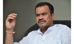 Komatireddy Venkat Reddy: ముంపు బాధితులను ప్రభుత్వం ఆదుకోవాలి...