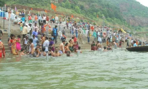 తుంగభద్ర పుష్కరాలకు ఏర్పాట్లు! తుంగభద్ర పుష్కరాలకు ఏర్పాట్లు!