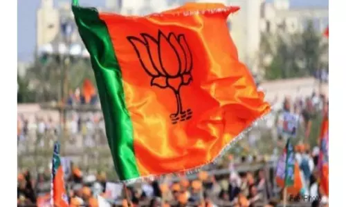 అర్ధరాత్రి ఆపరేషన్ ఆకర్ష్ చేపడుతోన్న బీజేపీ