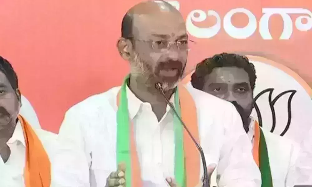 సర్వేలన్నీ మాకే అనుకూలం: బండి సంజయ్