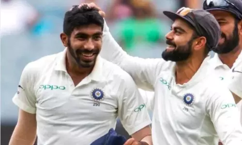 తన గణాంకాలతో ఆసీస్ జట్టును కలవరపెడుతున్న బుమ్రా తన గణాంకాలతో ఆసీస్ జట్టును కలవరపెడుతున్న బుమ్రా