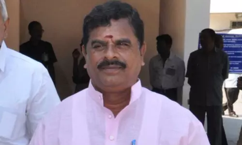 పార్టీ మారితే.. చెప్పి మారుతా : స్వామిగౌడ్ పార్టీ మారితే.. చెప్పి మారుతా : స్వామిగౌడ్