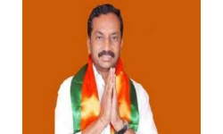 Raghunandan Rao Comments: మేము ఇచ్చినం అంటున్న కేసీఆర్, కేటీఆర్ ఇంట్లకెళ్ళి ఇచ్చారా... Raghunandan Rao Comments: మేము ఇచ్చినం అంటున్న కేసీఆర్, కేటీఆర్ ఇంట్లకెళ్ళి ఇచ్చారా...
