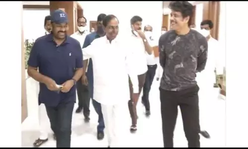 సీఎం కేసీఆర్ కి చిరంజీవి, నాగార్జున కృతజ్ఞతలు