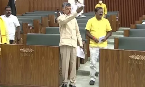 అసెంబ్లీ నుంచి టీడీపీ ఎమ్మెల్యేల సస్పెన్షన్ అసెంబ్లీ నుంచి టీడీపీ ఎమ్మెల్యేల సస్పెన్షన్