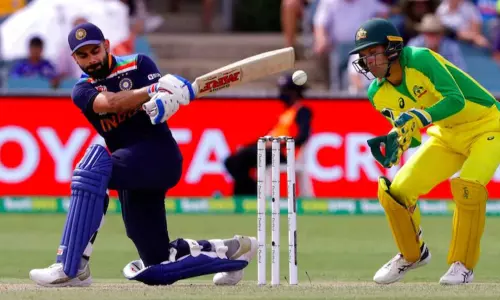 కోహ్లి... నువ్వు అసాధారణ ఆటగాడివి : సునీల్ గవాస్కర్