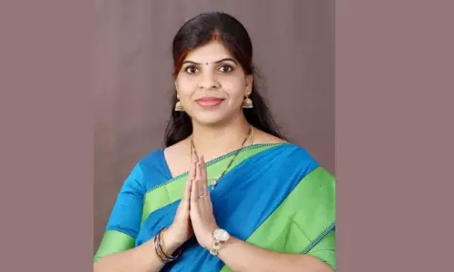 మేయర్‌ సతీమణి విజయం.. ఓడిన టీఆర్ఎస్ ఎమ్మెల్యే సతీమణి