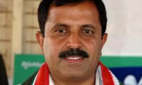 దుబ్బాక, గ్రేటర్ ఓటమిపై చర్చించుకుంటాం : మధుయాష్కీ దుబ్బాక, గ్రేటర్ ఓటమిపై చర్చించుకుంటాం : మధుయాష్కీ