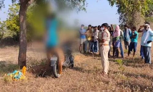 ఆత్మహత్య చేసుకున్న ప్రేమికులు