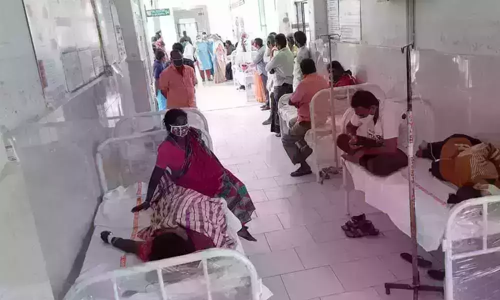 ఏలూరులో క్రమంగా తగ్గుతున్న వింత జబ్బు కేసులు