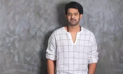 దక్షిణాసియా సెలబ్రిటీ దాతల జాబితాలో ప్రభాస్కు ఏడో స్థానం! దక్షిణాసియా సెలబ్రిటీ దాతల జాబితాలో ప్రభాస్కు ఏడో స్థానం!