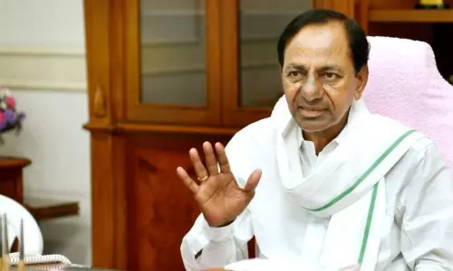 ఢిల్లీ టూర్లో సీఎం కేసీఆర్ వరుస భేటీలు ఢిల్లీ టూర్లో సీఎం కేసీఆర్ వరుస భేటీలు