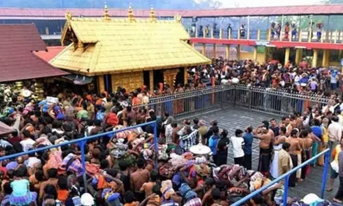 కేరళ శబరిమలలో కరోనా కలకలం కేరళ శబరిమలలో కరోనా కలకలం