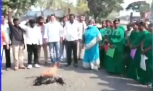 ముత్తిరెడ్డికి మళ్లీ సెగ