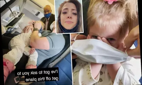 మాస్క్ పెట్టుకోనని మారాం చేసిన చిన్నారి.. విమానం నుంచి ఆ ఫ్యామిలీని దింపేసిన సిబ్బంది...