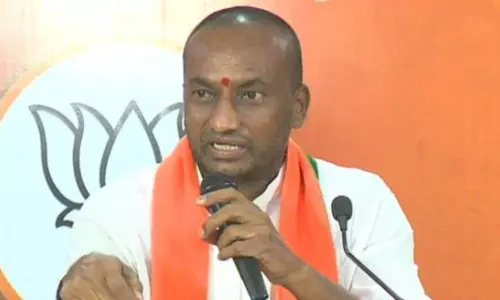 సీఎం కేసీఆర్పై ఎమ్మెల్యే రఘునందన్ రావు ఫైర్ సీఎం కేసీఆర్పై ఎమ్మెల్యే రఘునందన్ రావు ఫైర్