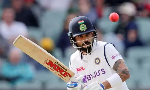 Ind vs Aus :  కోహ్లి ఒంటరి పోరాటం!