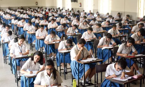 10వ తరగతిలో 6 పేపర్లు ఉండేలా తెలంగాణ విద్యాశాఖ ప్రణాళికలు