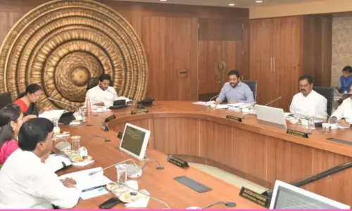 ఇవాళ ఏపీ కేబినెట్ భేటీ.. ఇళ్ల స్థలాల పంపిణీ, భూ సమగ్ర సర్వేపై చర్చ
