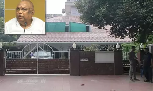 రాయపాటి నివాసంలో ముగిసిన సీబీఐ సోదాలు