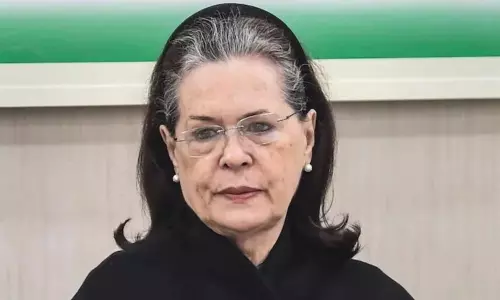 నేడు అసంతృప్తి నేతలతో సోనియాగాంధీ భేటీ