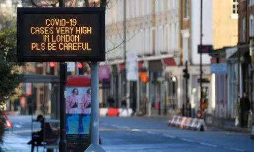 భారత్‌లో మళ్లీ కరోనా హైటెన్షన్