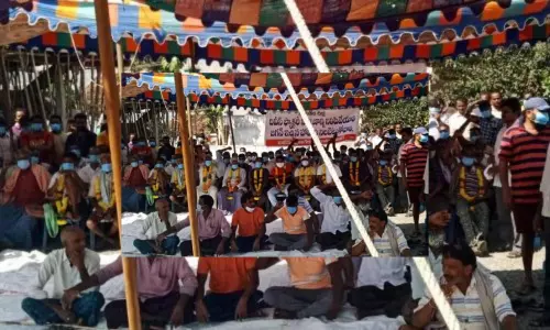 ఏపీలో రాజకీయ చిచ్చు రేపుతున్న దివీస్ వ్యవహారం