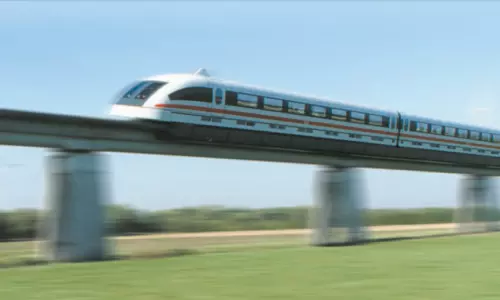 పిల్లర్లపై హైస్పీడ్‌ రైలు?