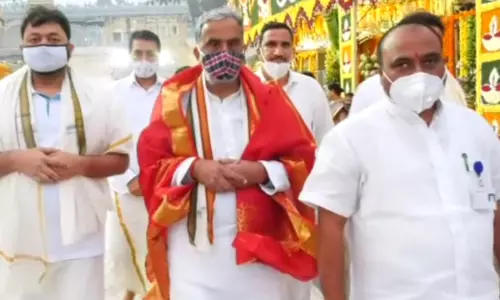 తిరుమల శ్రీవారిని దర్శించుకున్న కేంద్ర మంత్రి కిషన్ పాల్ గుర్జార్