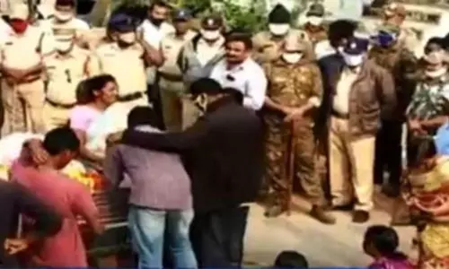 వెలగపూడిలో టెన్షన్ టెన్షన్