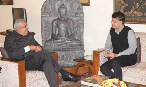 దాదా పొలిటికల్ ఎంట్రీ ..? వేడెక్కిన పశ్చిమ బెంగాల్ రాజకీయం దాదా పొలిటికల్ ఎంట్రీ ..? వేడెక్కిన పశ్చిమ బెంగాల్ రాజకీయం