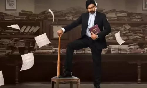 పవర్ స్టార్ ఫ్యాన్స్కు తీపి కబురు.. వకీల్ సాబ్ షూటింగ్ పూర్తి..టీజర్ కూడా.. పవర్ స్టార్ ఫ్యాన్స్కు తీపి కబురు.. వకీల్ సాబ్ షూటింగ్ పూర్తి..టీజర్ కూడా..