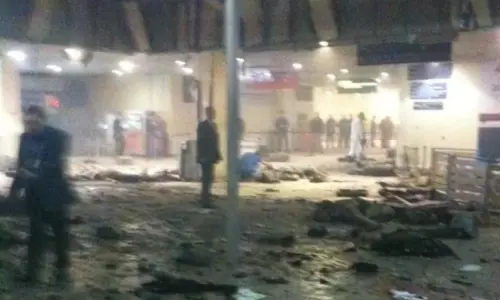 యెమెన్‌ దేశంలో వరుస బాంబు దాడులు