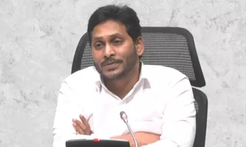 దేవుడితో చెలగాటమాడితే అంతే: సీఎం జగన్ స్ట్రాంగ్ వార్నింగ్