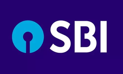 ఎస్బీఐ ట్వీట్ల మీద పేలుతోన్న సెటైర్లు: చాన్స్ భలే వినియోగించుకున్న నెటిజన్లు ఎస్బీఐ ట్వీట్ల మీద పేలుతోన్న సెటైర్లు: చాన్స్ భలే వినియోగించుకున్న నెటిజన్లు