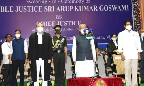 ఏపీ హైకోర్టు సీజేగా అరూప్ కుమార్ గోస్వామి ప్రమాణ స్వీకారం