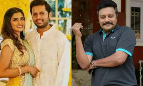 తిరుమల శ్రీవారిని దర్శించుకున్న హీరో నితిన్ దంపతులు, నటుడు సాయి కుమార్