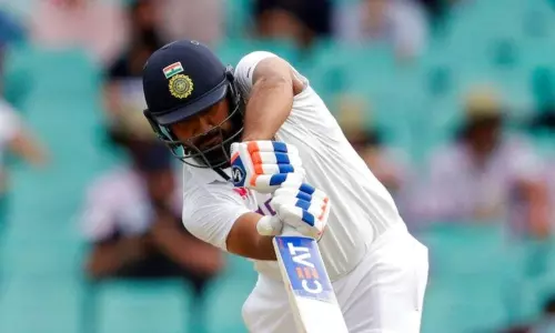 అరుదైన రికార్డు సొంతం చేసుకున్న రోహిత్ శర్మ