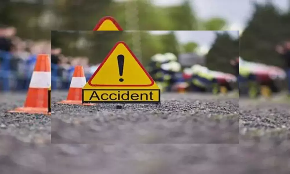 Road Accident in Madhira Khammam District Road Accident in Madhira Khammam District