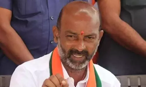 Telangana Bharatiya Janata Party Chief Bandi Sanjay Warned Police Department on Jangaon Issue Telangana Bharatiya Janata Party Chief Bandi Sanjay Warned Police Department on Jangaon Issue
