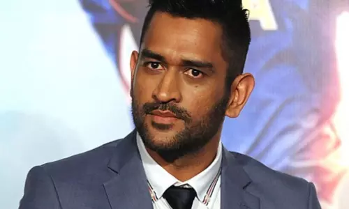 Bird flu Effect: ధోని కీలక నిర్ణయం..