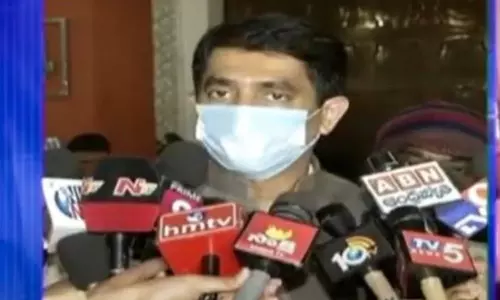 ఢిల్లీ పర్యటనలో ఏపీ మంత్రి బుగ్గన బిజీబిజీ