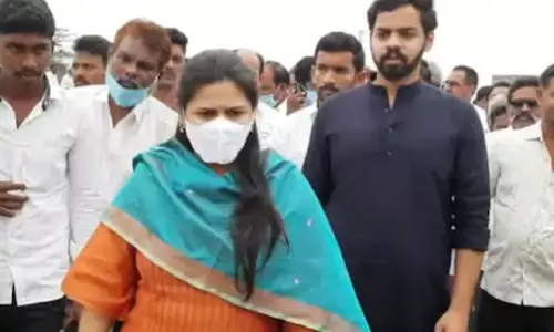 Bhuma AkhilaPriya Bail Petition: భూమా అఖిలప్రియకు మరోసారి చుక్కెదురు Bhuma AkhilaPriya Bail Petition: భూమా అఖిలప్రియకు మరోసారి చుక్కెదురు