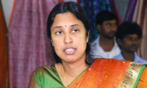 ఐఏఎస్ అధికారిణి శ్రీలక్ష్మీకి ప్రమోషన్ ఐఏఎస్ అధికారిణి శ్రీలక్ష్మీకి ప్రమోషన్