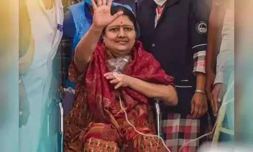 VK Sasikala Tests Coronavirus Positive