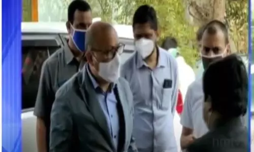 వింతవ్యాధిపై జగన్ వెంటనే స్పందించారు: సీఎస్ వింతవ్యాధిపై జగన్ వెంటనే స్పందించారు: సీఎస్