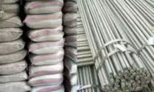 నిర్మాణ దారుల్లో దడ పుట్టిస్తోన్న స్టీలు, సిమెంట్ ధరలు