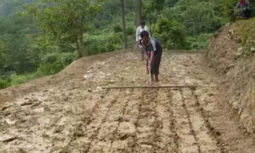 ఉమ్మడి ఖమ్మం జిల్లాలో పోడు.. పోరు... ఉమ్మడి ఖమ్మం జిల్లాలో పోడు.. పోరు...