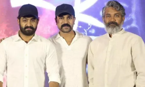 ఎన్టీఆర్‌, రాంచరణ్‌కు అక్టోబర్‌ భయం.. దర్శకధీరుడిపైనే నమ్మకం