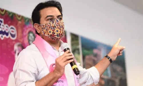 నిరుద్యోగులకు కేటీఆర్‌ శుభవార్త.. త్వరలోనే నిరుద్యోగ భృతి